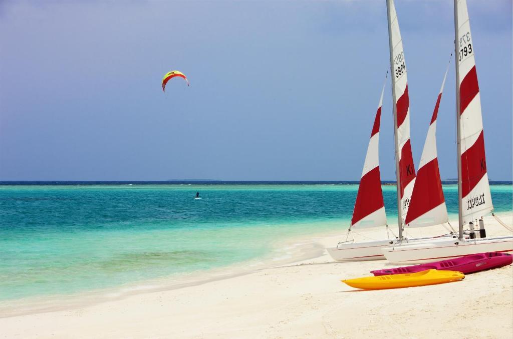 Hilton Maldives Iru Fushi Resort & Spa Dhigurah  Exterior foto